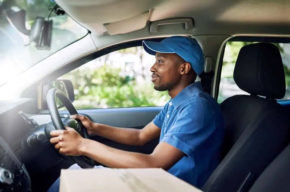 Delivery Driver earning fast cash to help with rent assistance | Swoosh Finance
