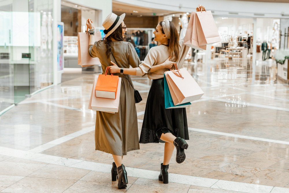 Girls spending their Afterpay to go shopping | Swoosh Finance