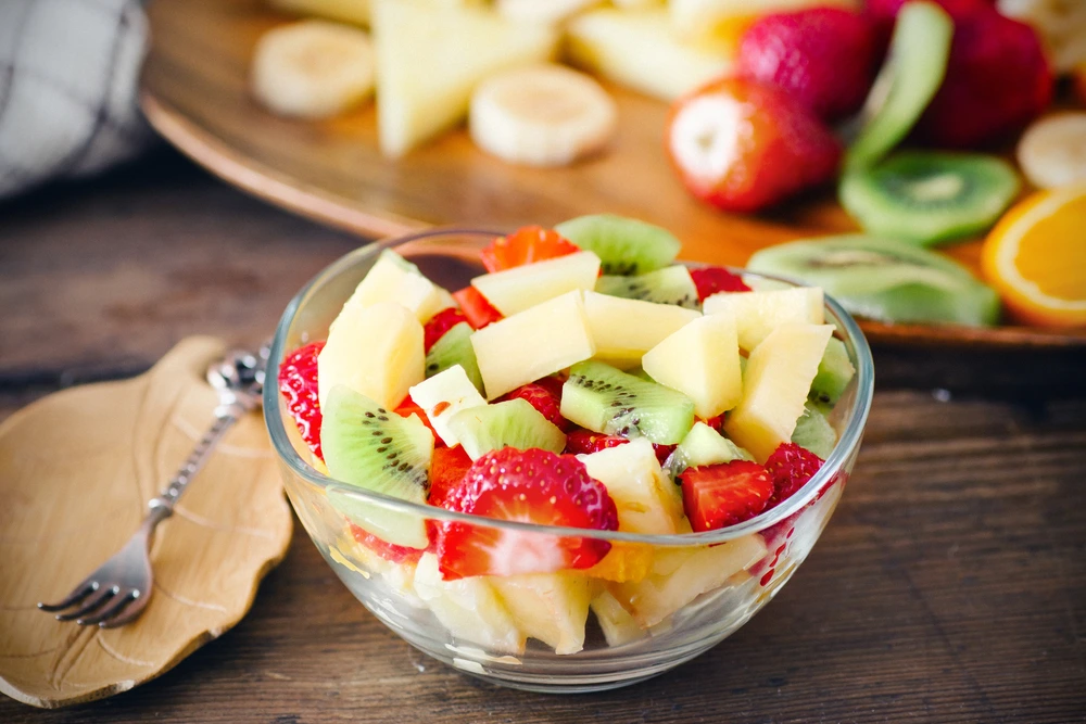 Fruit Salad for a cheap easy dinner | Swoosh Finance