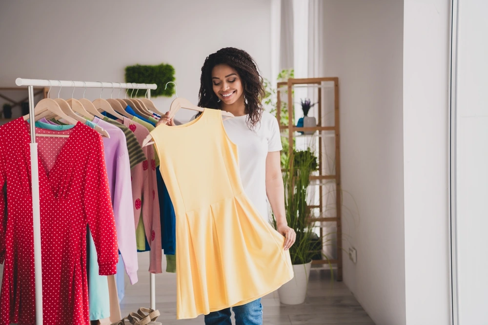 Rent out your clothes | Swoosh Finance