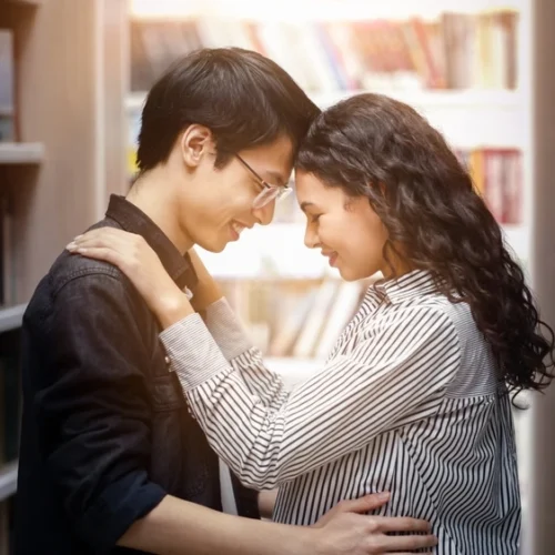 Explore the bookstore as a cheap romantic date idea | Swoosh Finance