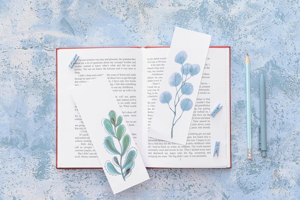 Personalised bookmarks for your partner | Swoosh Finance