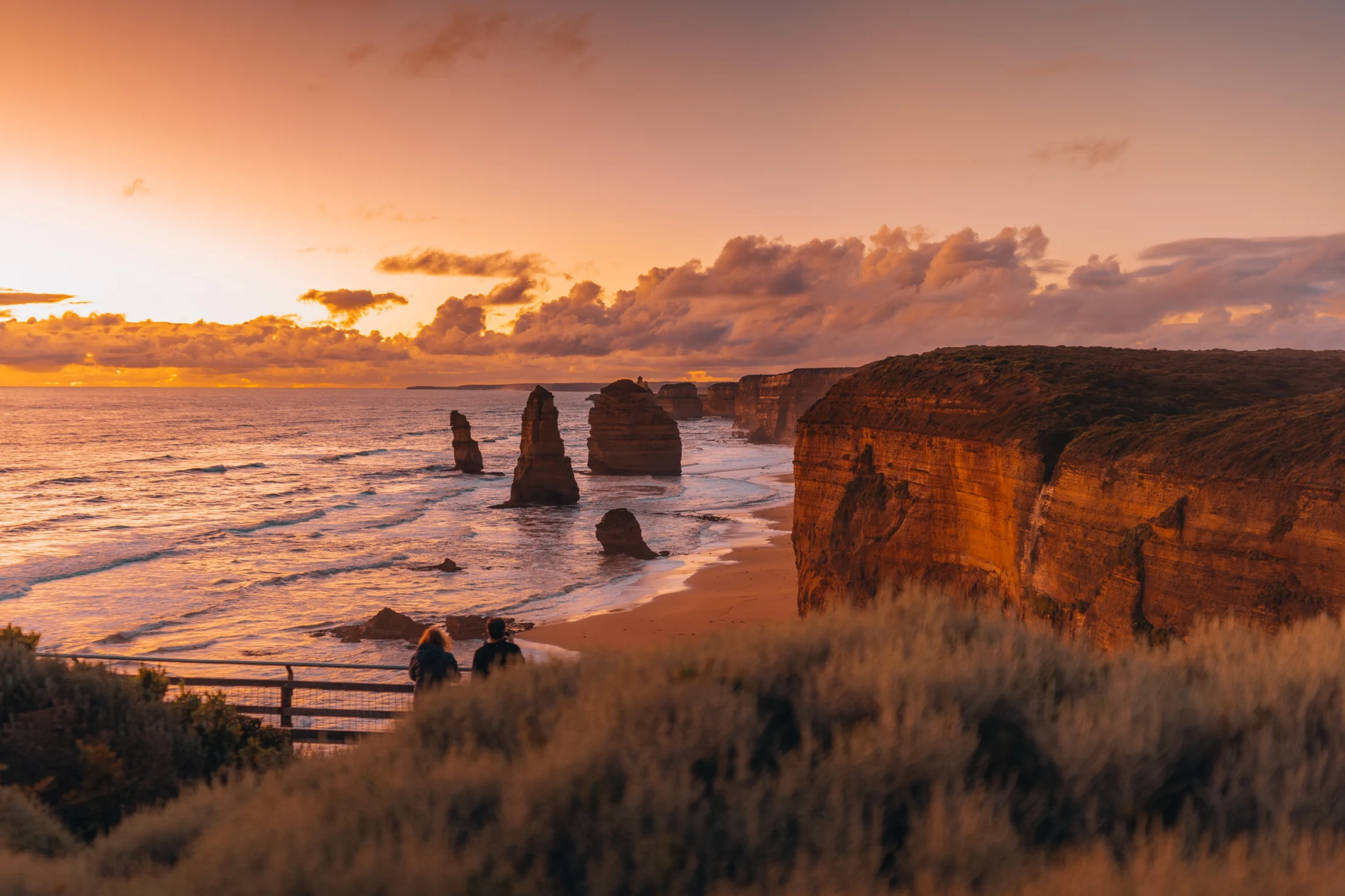 10 Budget-Friendly Destinations for the Labour Day Long Weekend; great ocean road | Swoosh Finance