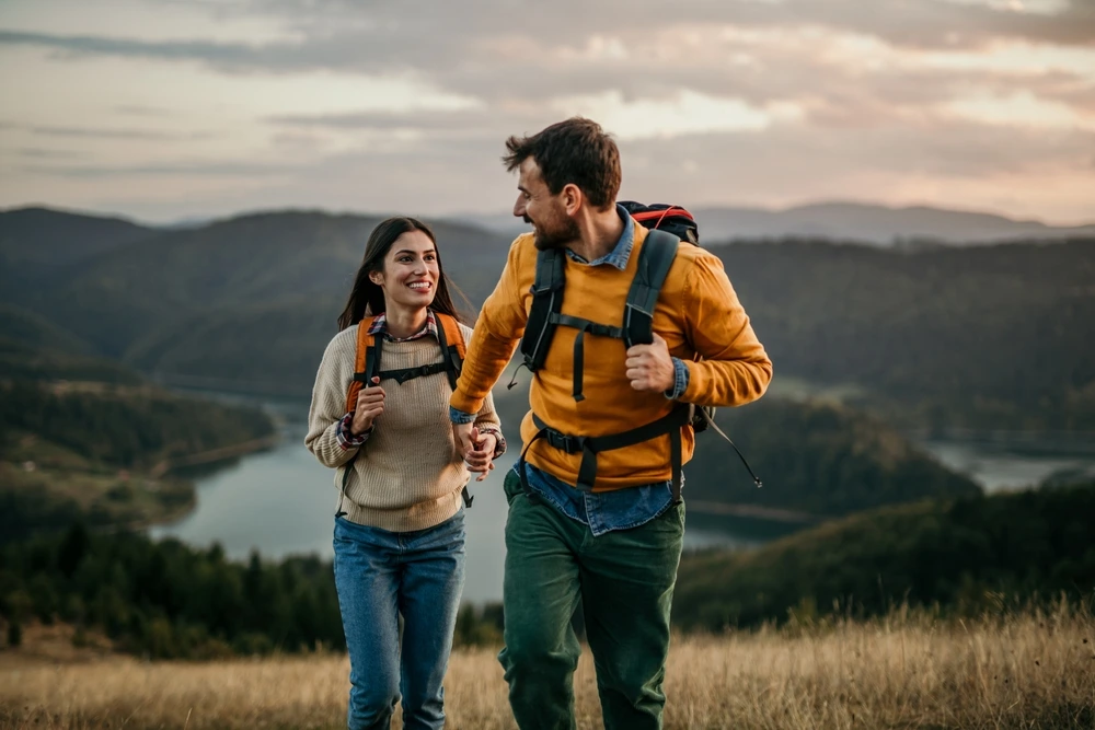 Hiking Date - Budget date ideas | Swoosh Finance