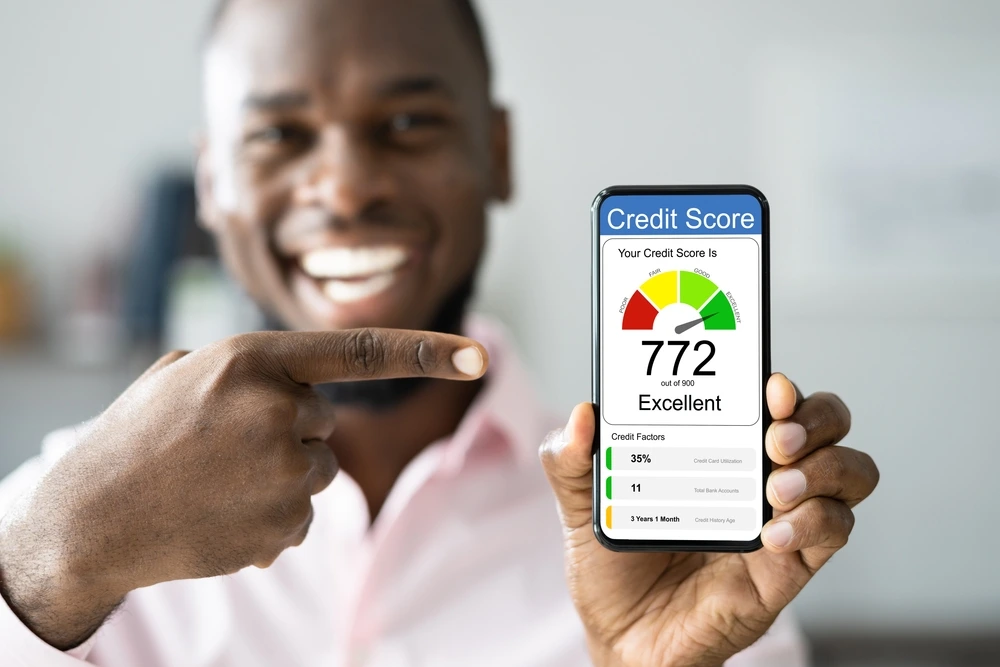 Man with a great credit score | Swoosh Finance